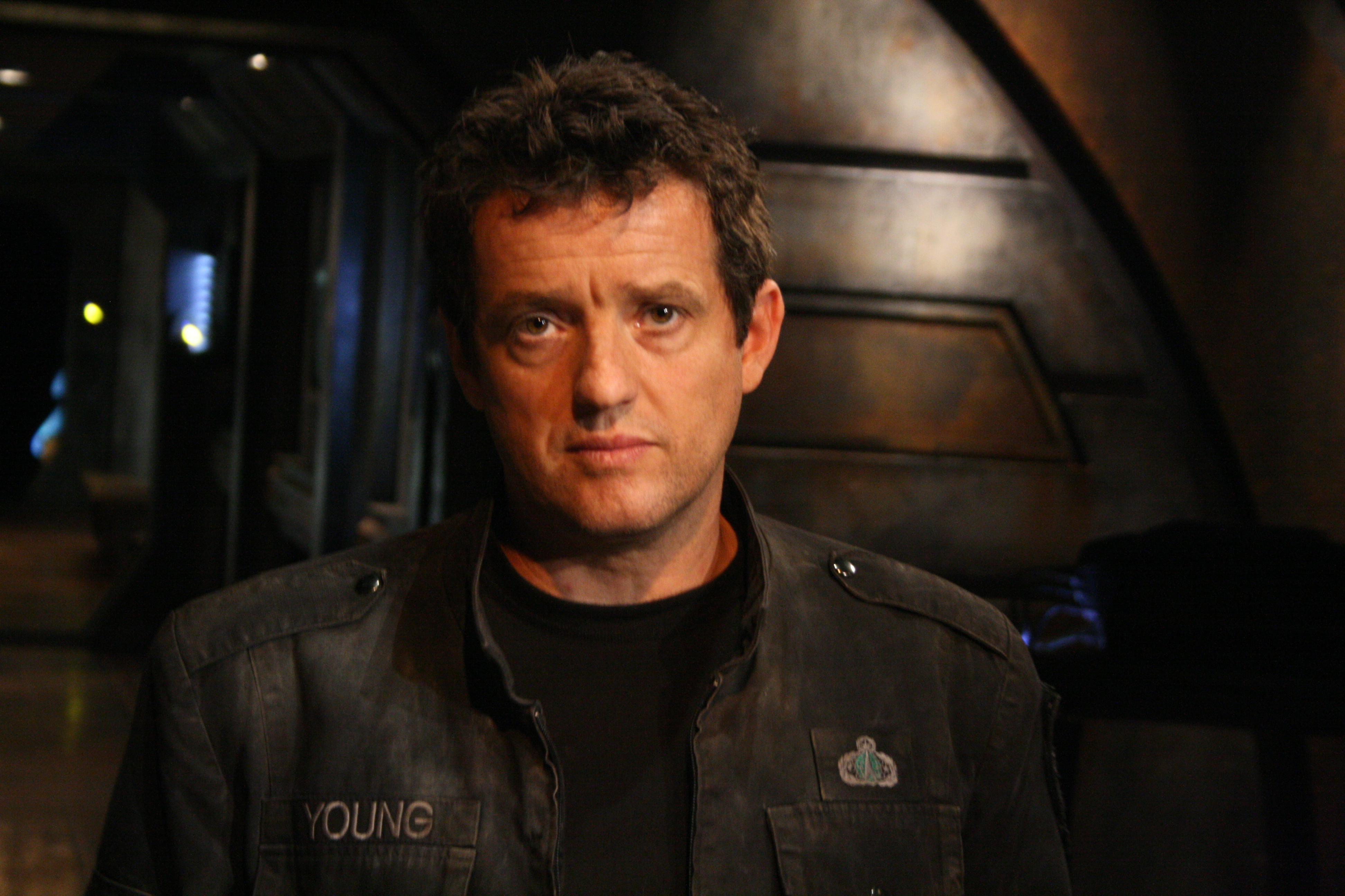 Stargate Universe – Col Young & Lt Scott